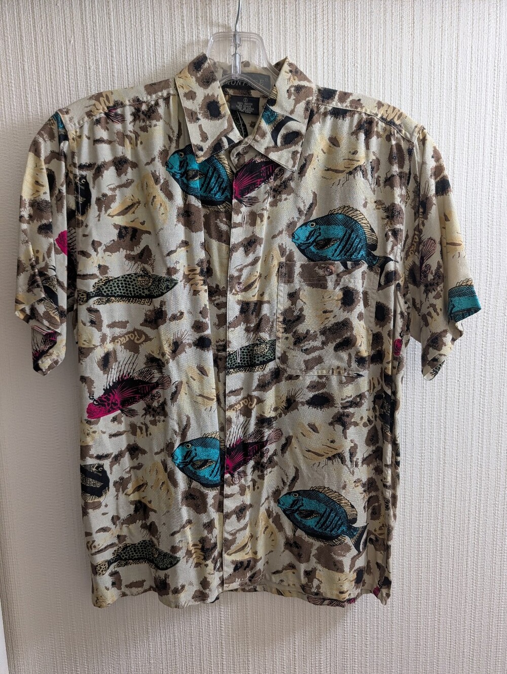 Montage Fish Print Rayon Boys Size S NWT